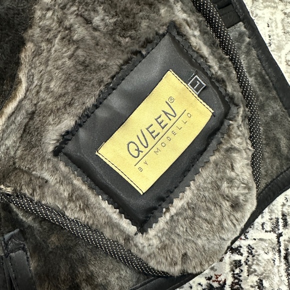 Men's Black Leather Shearling Coat Size L - Picture 4 of 4